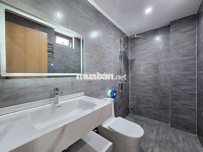ĐỊNH CƯ NÊN BÁN GẤP- HẺM XE TẢI- 4TẦNG- 72M2- LŨY BÁN BÍCH CHỈ 8.6TỶ
