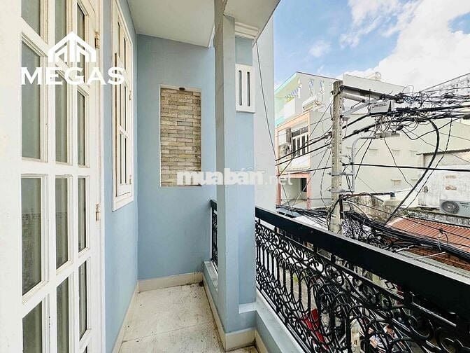 RA LÒ cho thuê CHDV BAN CÔNG - CỬA SỔ gần SVĐ PHÚ THỌ mới 100% GIÁ TỐT
