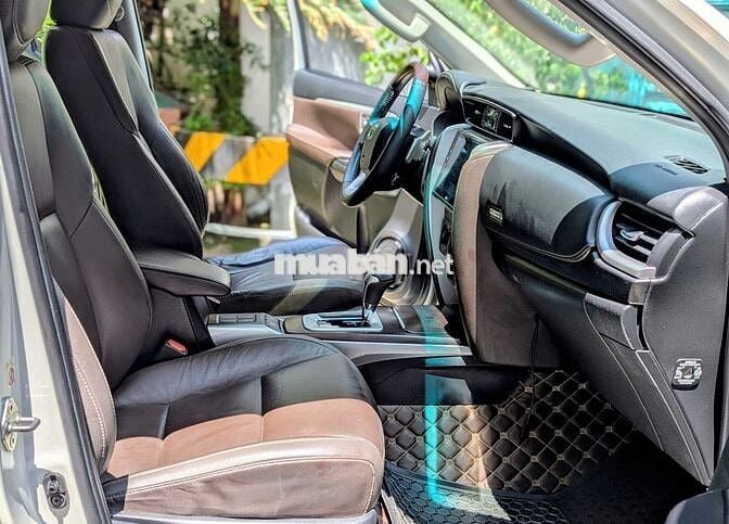 Toyota Fortuner dầu số tự động 1 cầu 2019 dky 2020
