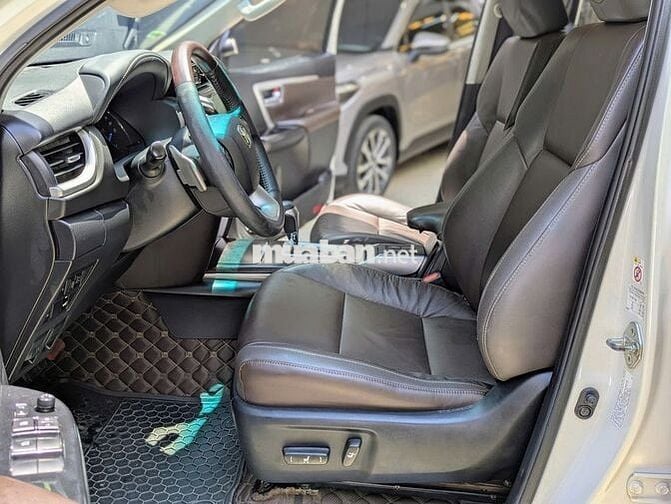 Toyota Fortuner dầu số tự động 1 cầu 2019 dky 2020