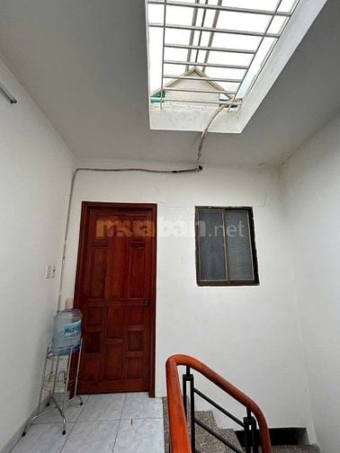 Bán nhà Thống Nhất, p11. 1 lầu 2 phòng 3 wc. Giá 4 tỷ 250