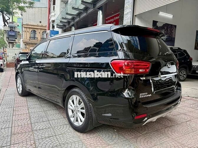 KIA Sedona 2.2 diesel Platinum