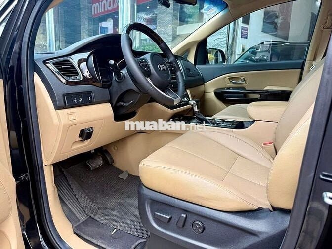 KIA Sedona 2.2 diesel Platinum