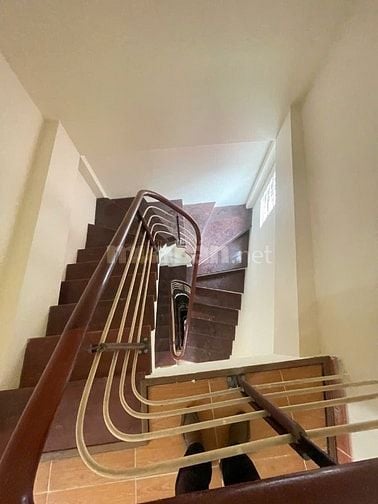 Chính chủ bán nhà ngõ 3 gác Lê Thanh Nghị 5 tầng lô góc 10,8 tỷ 