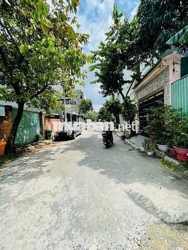 Bán lô đất phường Linh Đông- Đường xe hơi 5m- 55.5m2 full thổ - 5 tỷ