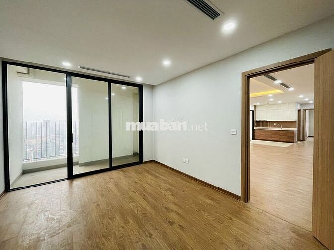 Hot - The Park Home - Cầu Giấy 125m2 3PN,1 kho đồ cơ bản giá 21tr/th