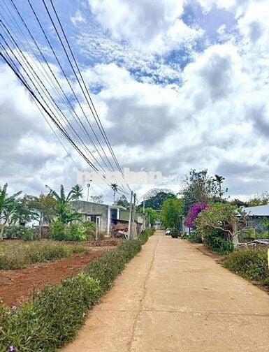 BÁN LÔ GÓC 2MT HẺM QL14-26 PHƯỜNG TÂN AN(BMT). GIÁ: 1,125 TỶ