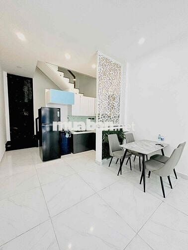 Nhà nguyên căn 3pn-2wc-Hẻm xe hơi-Đủ nội thất