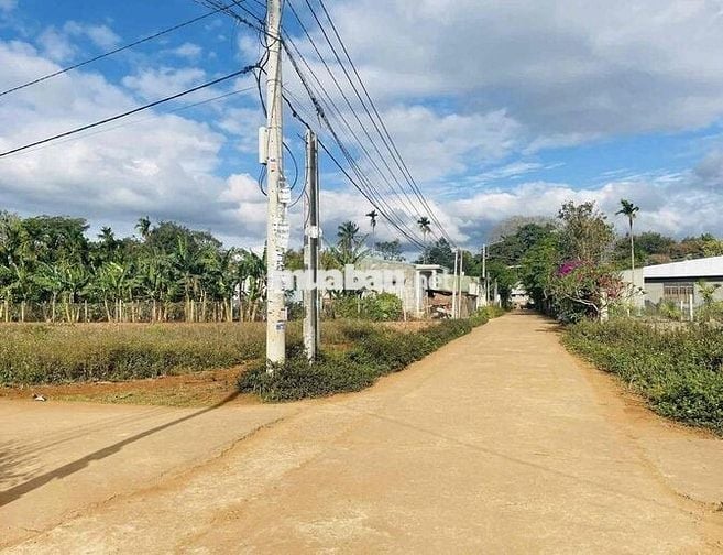 BÁN LÔ GÓC 2MT HẺM QL14-26 PHƯỜNG TÂN AN(BMT). GIÁ: 1,125 TỶ