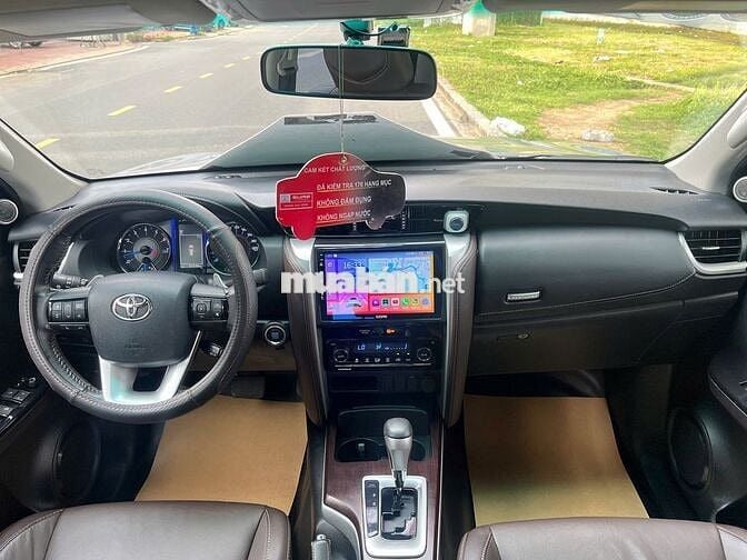 Toyota Fortuner XĂNG SỐ TỰ ĐỘNG MỘT CẦU - 37000 km