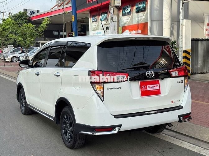 Toyota Innova 2.0G SỐ TỰ ĐỘNG 2021 TRẮNG NGỌC TRAI