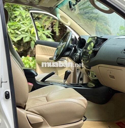 Toyota Fortuner 2.7V TRD XĂNG TỰ ĐỘNG 1 CẦU 2016