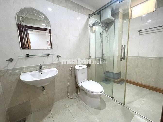 Cho thuê căn hộ Studio ngay trung tâm thành phố