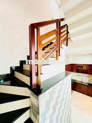 Dưới 7Ty tại Gò Vap - 4PN HXH nhà mới thông số đẹp Ngang 6m