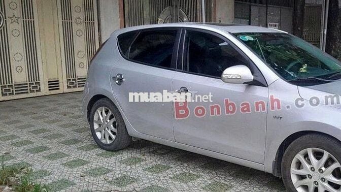 Cần bán Hyundai i30 – Xe chính chủ sử dụng