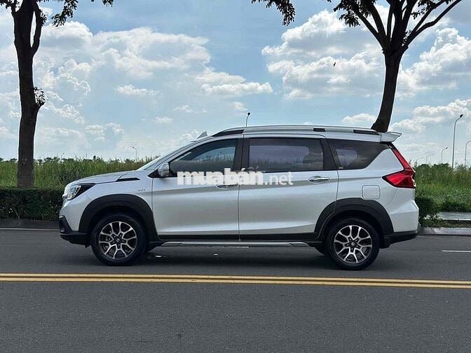 Suzuki XL 7 2023 thuần xăng bảo dưỡng rẻ đi ít.