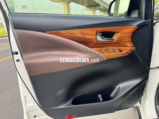 Toyota Innova 2.0G SỐ TỰ ĐỘNG 2021 TRẮNG NGỌC TRAI