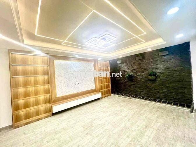 NHÀ MỚI, FULL NỘI THẤT, SÁT TÊN LỬA
