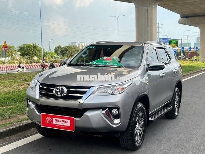 Toyota Fortuner XĂNG SỐ TỰ ĐỘNG MỘT CẦU - 37000 km