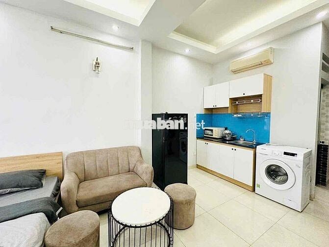 Thuê ngay phòng trọ 30m2 gần các trường ĐH UEF HIU HUTECH