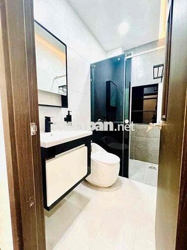 NHÀ MỚI, FULL NỘI THẤT, SÁT TÊN LỬA
