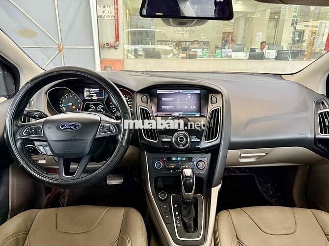 Ford Focus 2019 Titanium - Sedan -120.000 Km