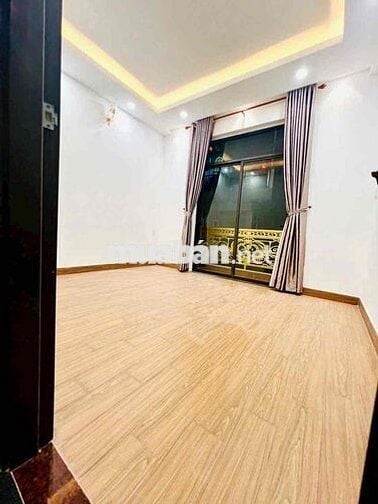 NHÀ MỚI, FULL NỘI THẤT, SÁT TÊN LỬA