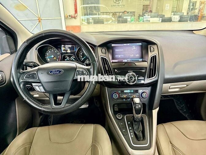 Ford Focus 2019 Titanium - Sedan -120.000 Km