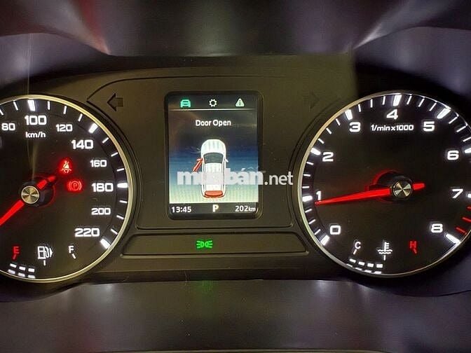 MG ZS 2025 Luxury 1.5 AT  - 200 km như xe mới