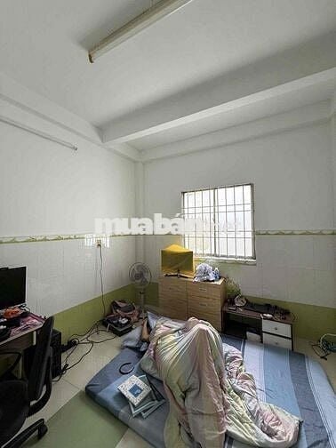 Cho thuê nhà hxh Âu Cơ, f10, 3.5x10m,  3 tầng gồm 4pn giá 12tr9