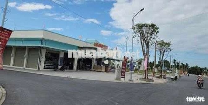 CHÍNH CHỦ CẦN TIỀN TRÃ NỢ cần ra miếng đất kế chợ. giá 350tr.sổ sẳn