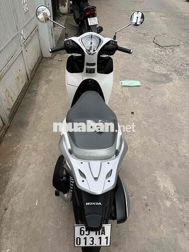 SH Mode 2025 lướt 2000km bao tua 99% mới chỉ 52tr