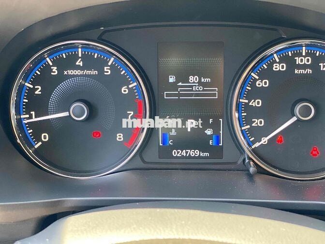 Mitsubishi Xpander AT Premium 2022 - 24000 km
