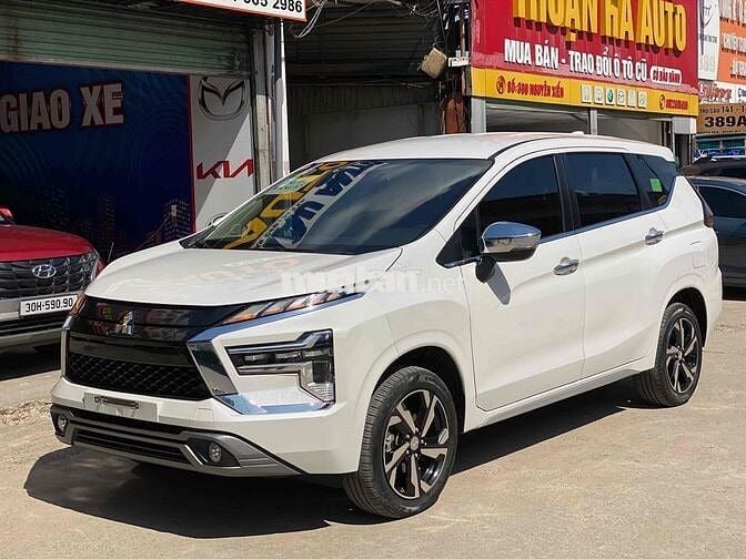 Mitsubishi Xpander AT Premium 2022 - 24000 km