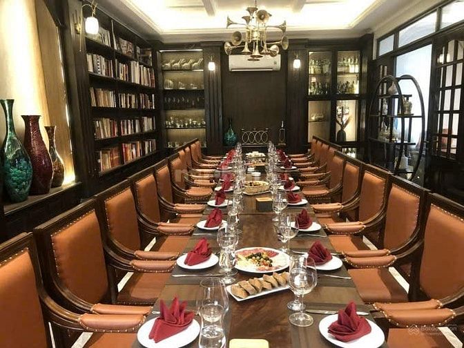 CHO THUÊ NHÀ VIEW ÔM TRỌN HỒ TÂY ĐƯỜNG XUÂN DIỆU GẦN KỀ HOTEL SHERATON