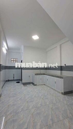 Nhà cần bán 3m5 ×12m lầu 3p ngủ 2wc