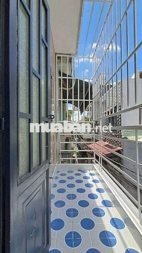 Nhà bán 4m × 7m lầu suốt 2p 2wc