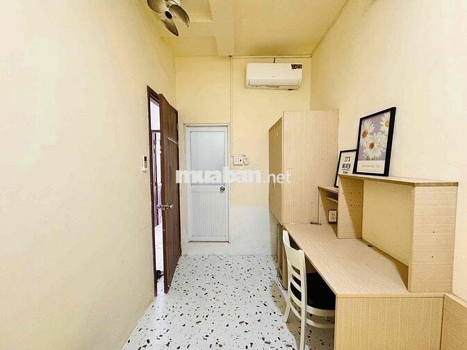 CĂN HỘ 2PN 2WC NGAY SÁT PHAN XÍCH LONG SIÊU THOÁNG