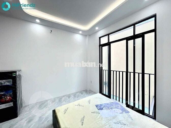 Studio Ban công- 30m2 - Full Nội Thất - Thích Quãng Đức - Phú Nhuận