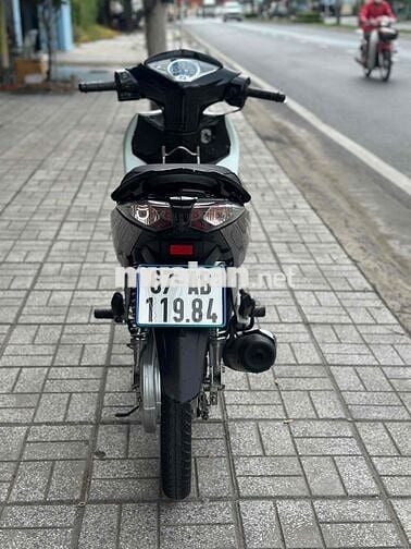 Fu Fi 125 đời 2013 biển 67 máy êm ấm