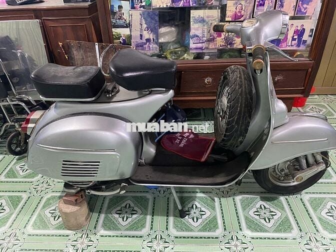 Vespa 150 chuẩn , xám bạc