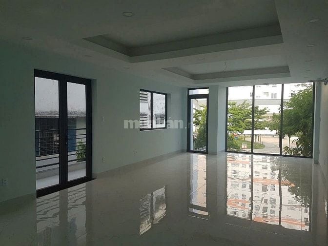 Cho thuê nhà ngay cao đẳng công thương , phước long b , q9, tp thủ đức