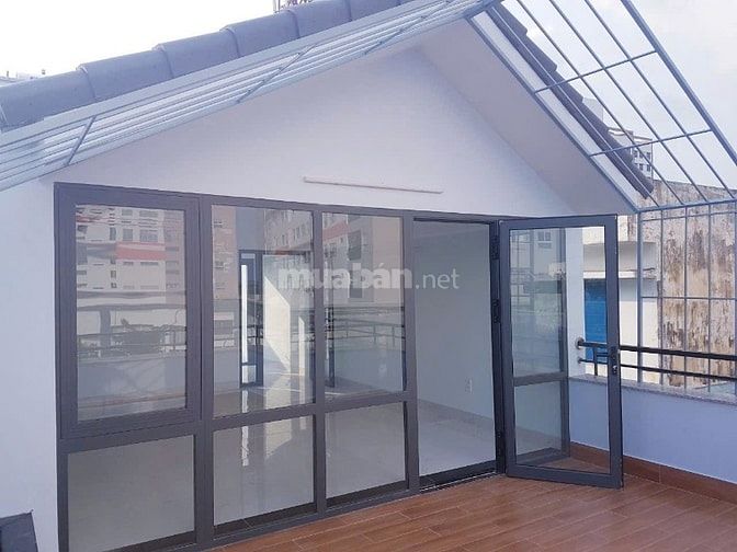 Cho thuê nhà ngay cao đẳng công thương , phước long b , q9, tp thủ đức