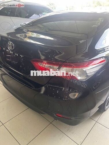 Toyota camry bản nhập 2019