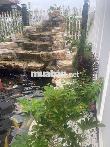 Căn nhà vườn villa đẹp sang.Dt 195,4m thổ+vườn.giá 2tỷ290 mặt tiềnnhựa