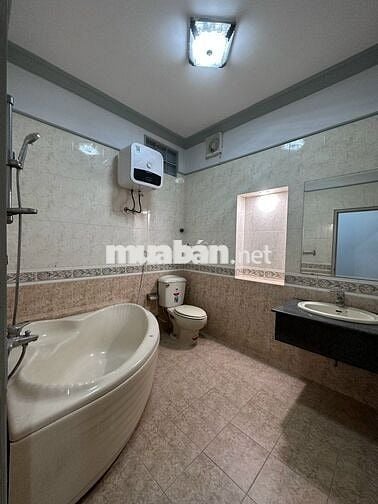 ✅CHO THUÊ NHÀ NGUYÊN CĂN MẶT TIỀN ĐƯỜNG NGÔ GIA TỰ, PHƯỜNG 2, QUẬN 10