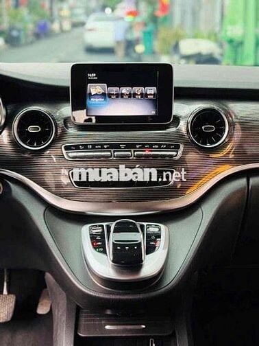 Mercedes Benz  V250 Luxury Model 2021