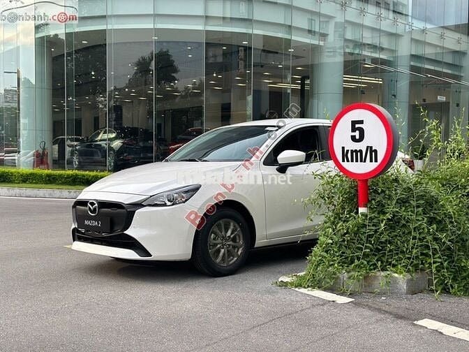 Mazda 2 1.5 AT 2025