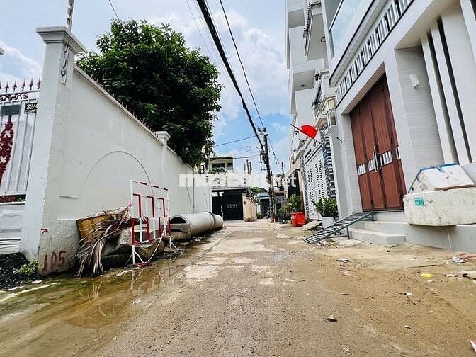 LÔ ĐẤT LỚN Tặng nhà Sân Vườn GẦN GA METRO-XÂY CHDV-ĐƯỜNG LỚN_8,5mx 29m