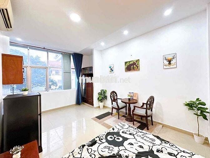 Cho thuê phòng Q10 full nt, có thang máy, cửa sổ trời ở được 2-3 ngừoi